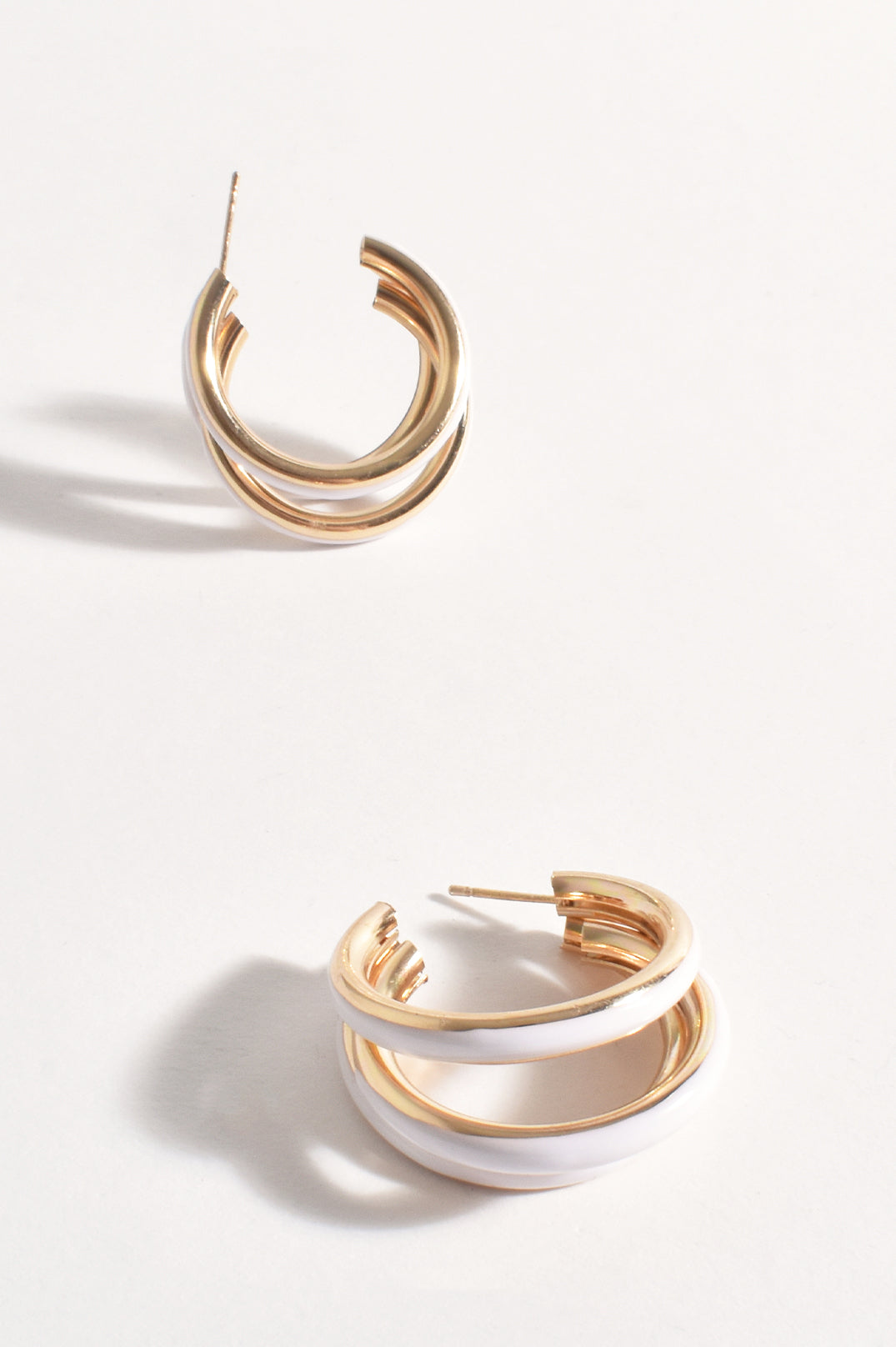 Adorne Enamel Painted Crossover Hoops 4035 - Gold/ White