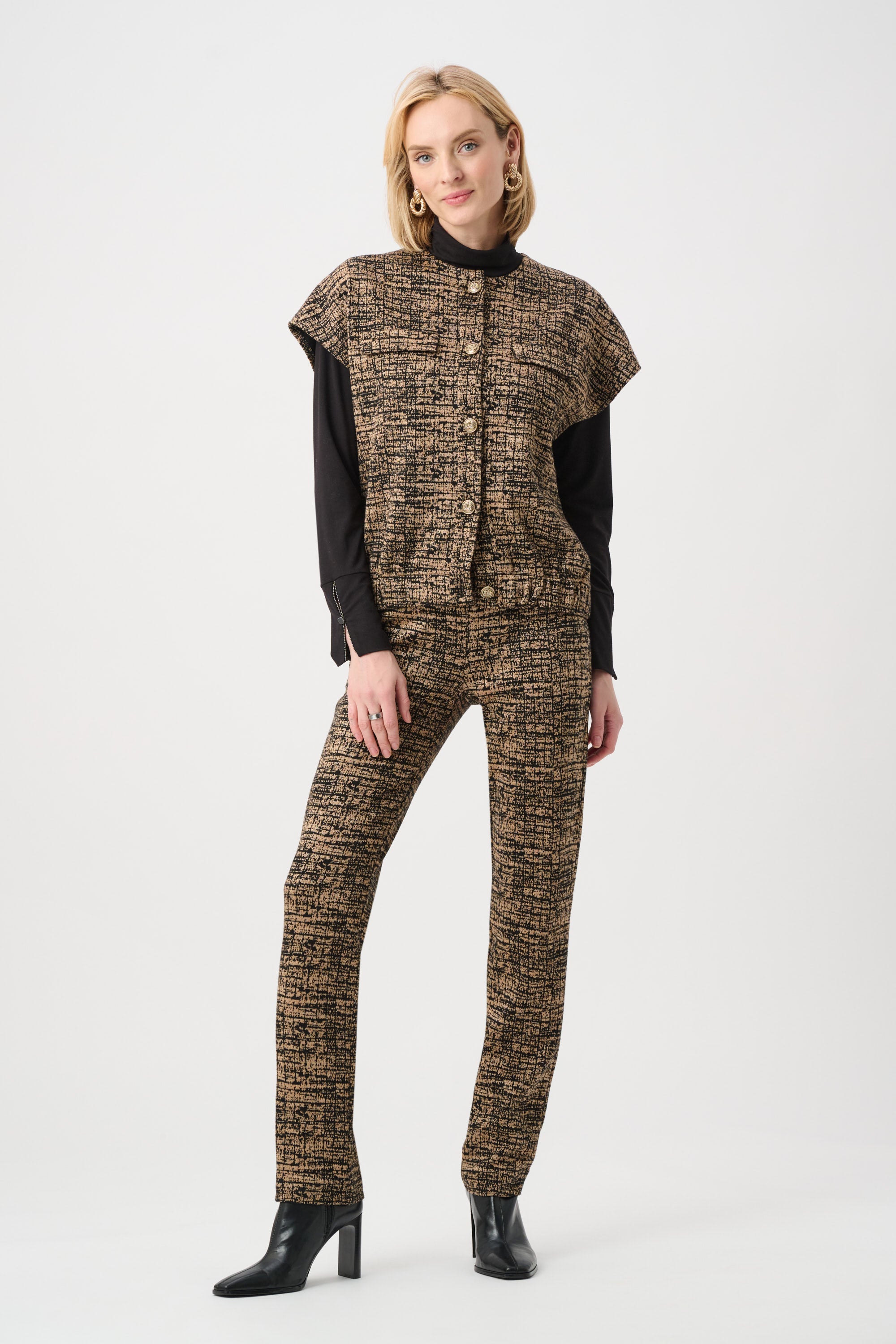 Joseph Ribkoff Abstract Jacquard Knit Pull-On Pants 263227 - Black/ Beige