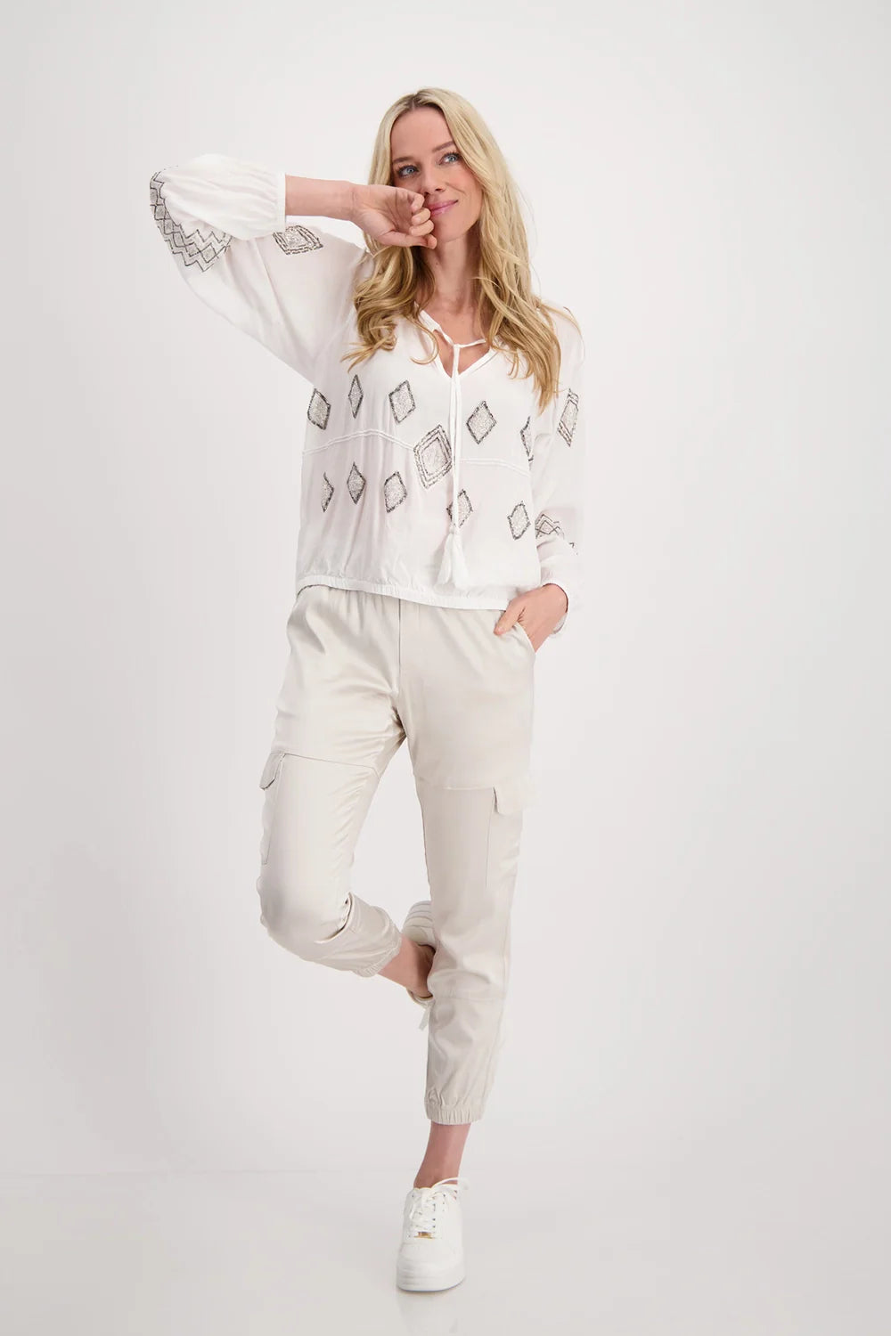 monari Cargo Jogger Satin Pants - Light sand