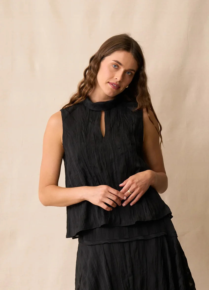 Neris Art House Top - Ebony