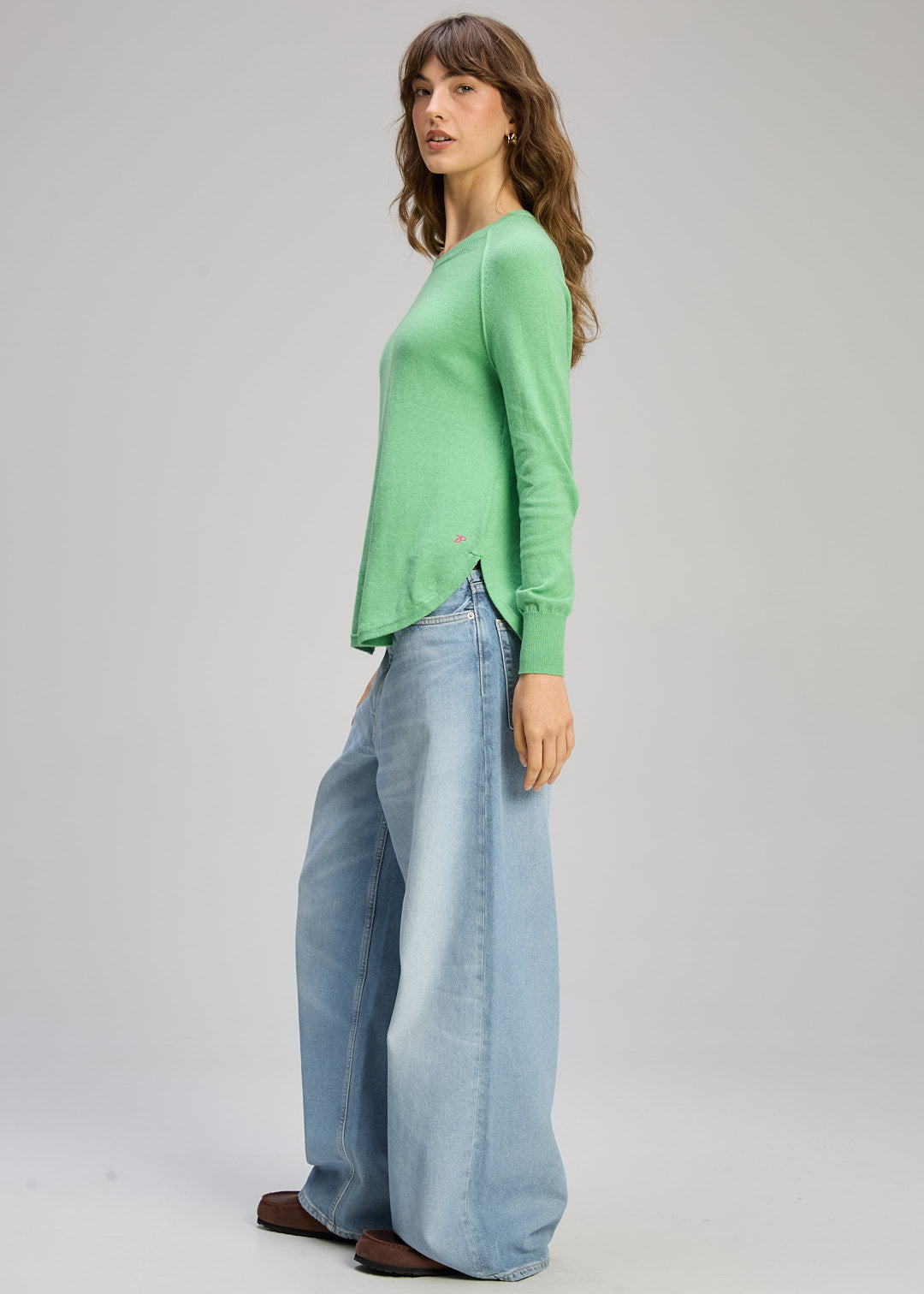 Zaket & Plover Curved Hem Essential Pullover - 2 Colours